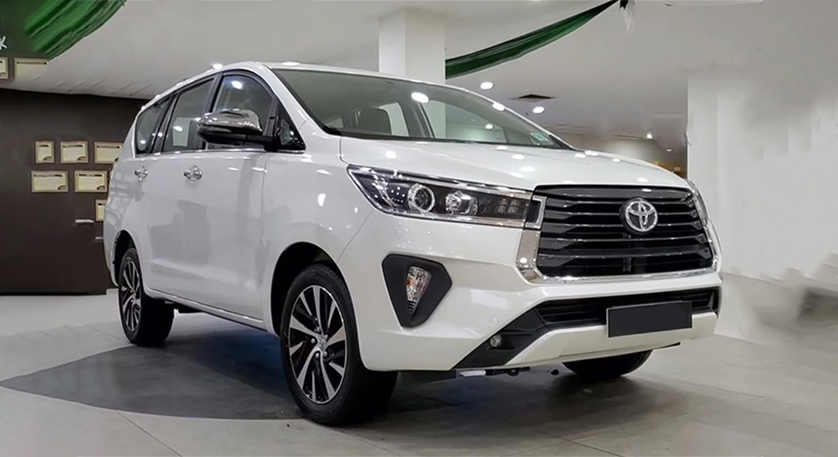 Car Rental in Jaipur | Innova Crysta Taxi Hire in Jaipur
