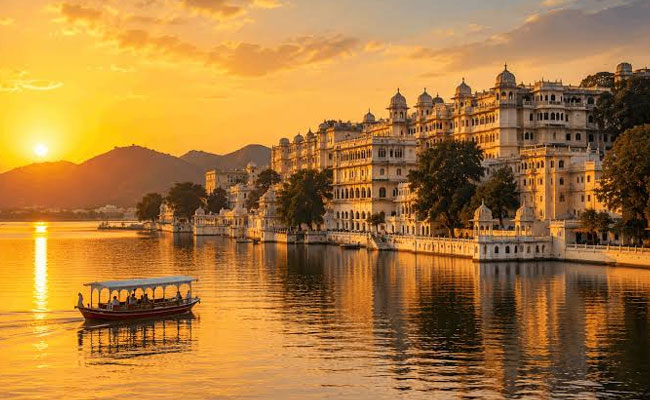 Golden Triangle Extended with Udaipur